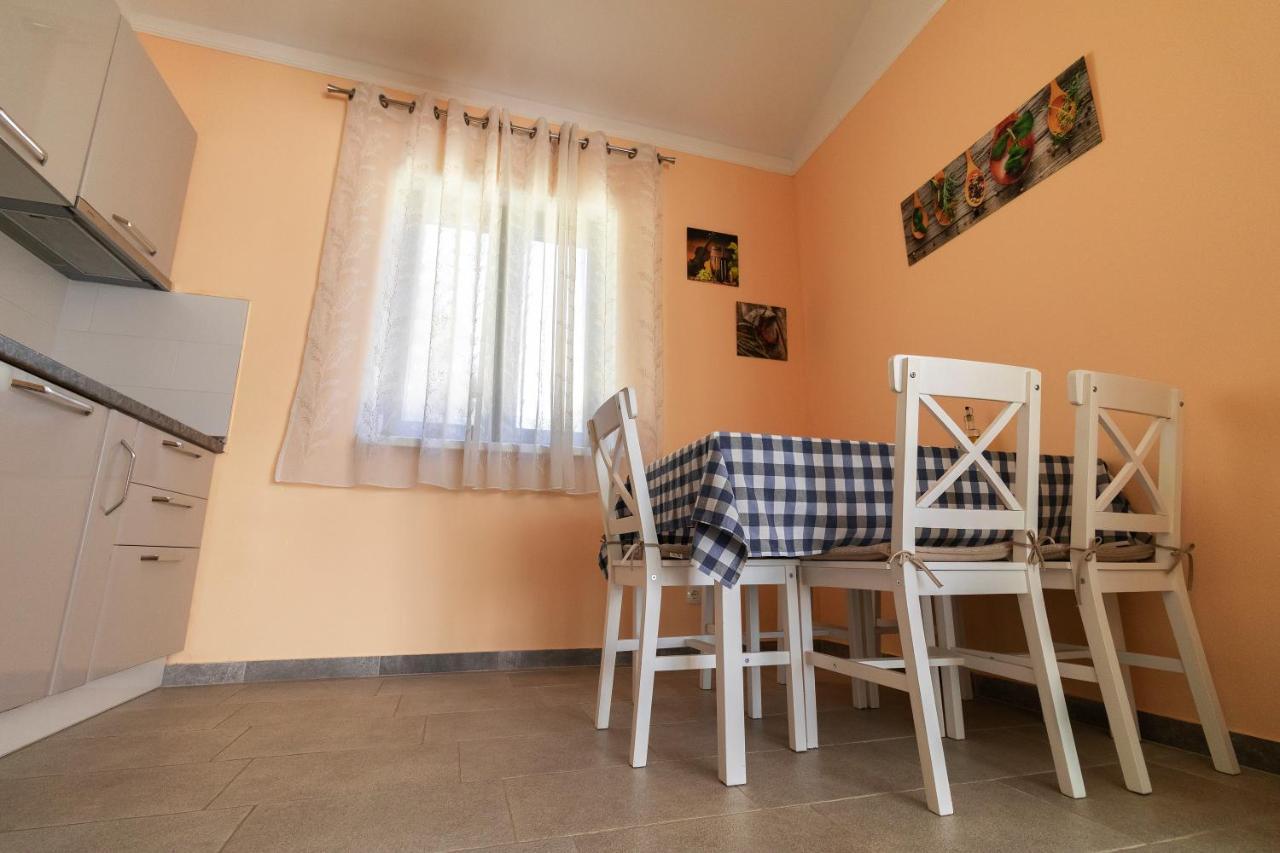 Sea Cats' Apartamento Sutivan